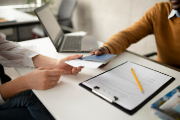 COMO SAIR DA EMPRESA SEM PEDIR DEMISSÃO E RECEBER TODAS AS VERBAS TRABALHISTAS?
